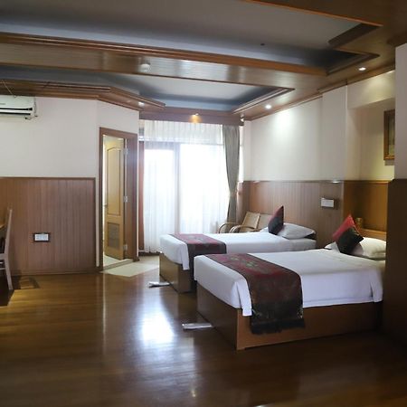 Hotel Sidney Yangon Eksteriør bilde
