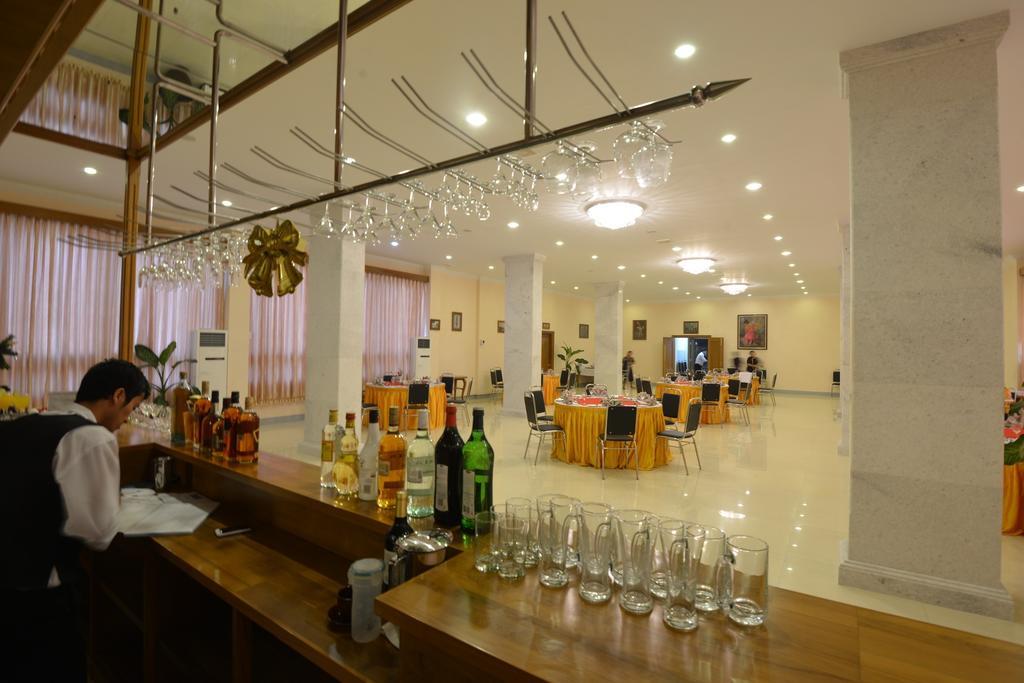 Hotel Sidney Yangon Eksteriør bilde