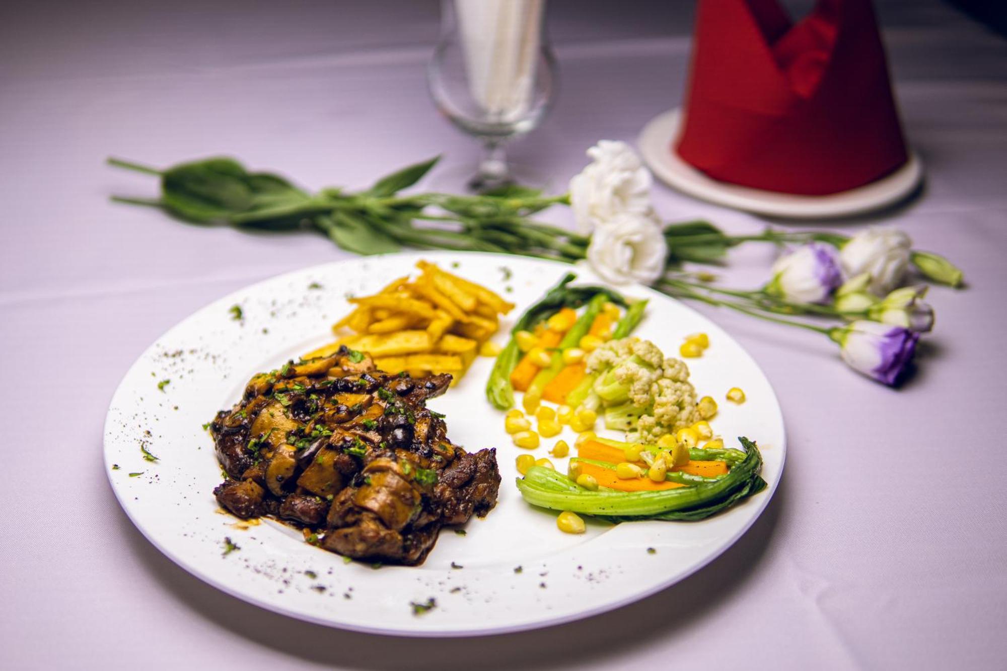 Hotel Sidney Yangon Eksteriør bilde