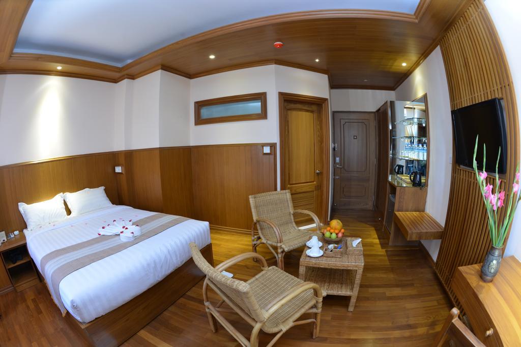 Hotel Sidney Yangon Eksteriør bilde
