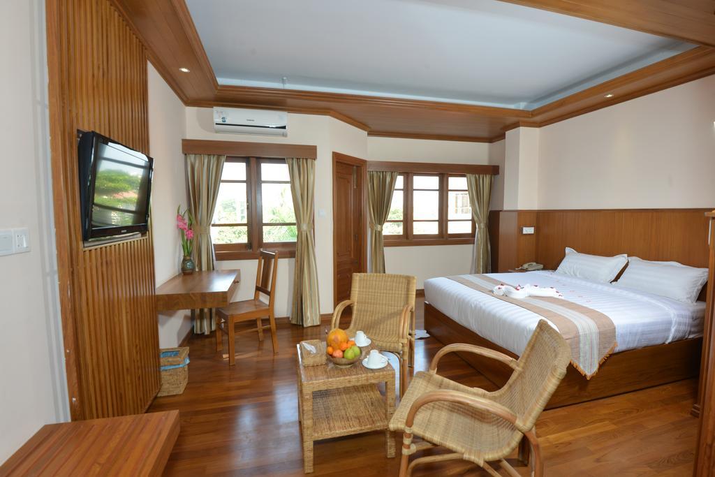 Hotel Sidney Yangon Eksteriør bilde